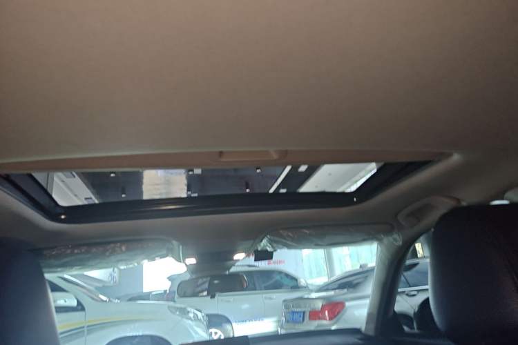 Used Honda Civic 2022 240TURBO CVT Dynamic Edition Headliner