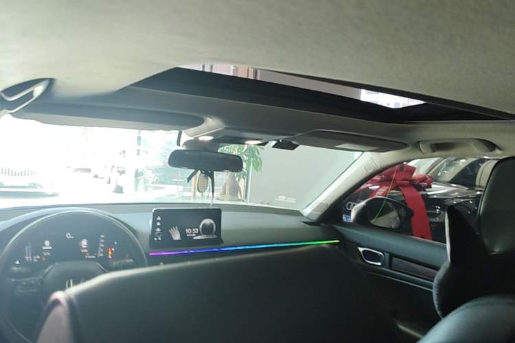 Used Honda Civic 2022 240TURBO CVT Dynamic Edition Headliner