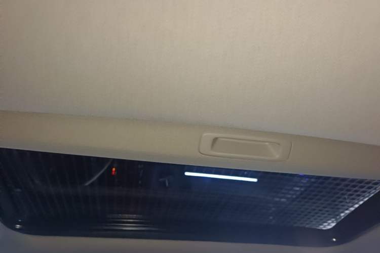 Used Honda Civic 2022 240TURBO CVT Dynamic Edition Headliner
