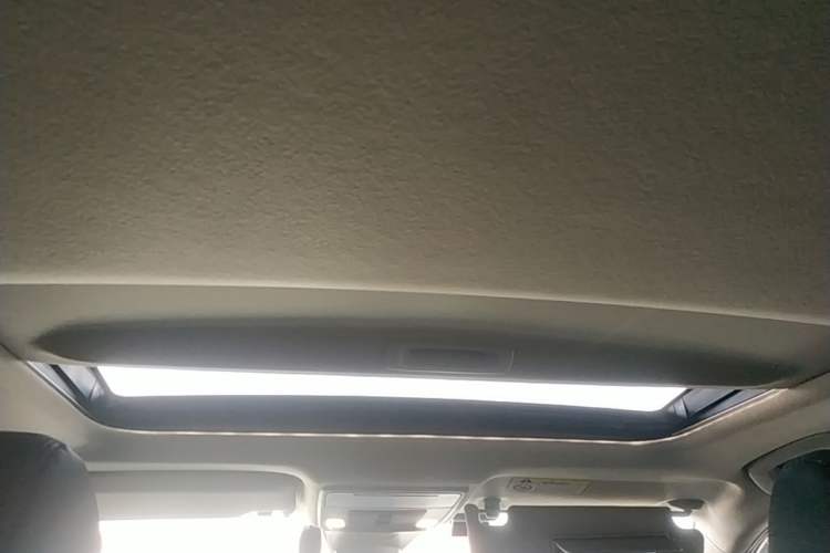 Used Honda Civic 2022 240TURBO CVT Dynamic Edition Headliner