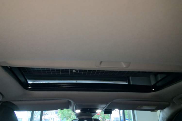 Used Honda Civic 2022 240TURBO CVT Dynamic Edition Headliner