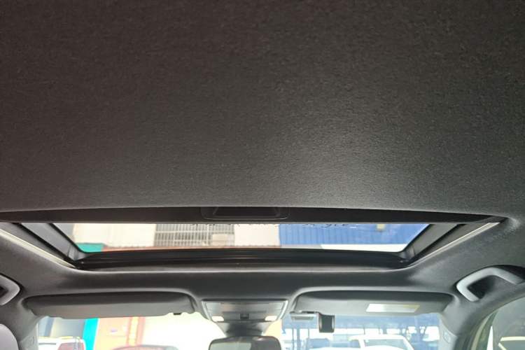 Used Honda Civic 2022 240TURBO CVT Dynamic Edition Headliner