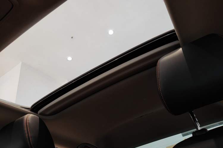 Used Honda Civic 2022 240TURBO CVT Dynamic Edition Headliner