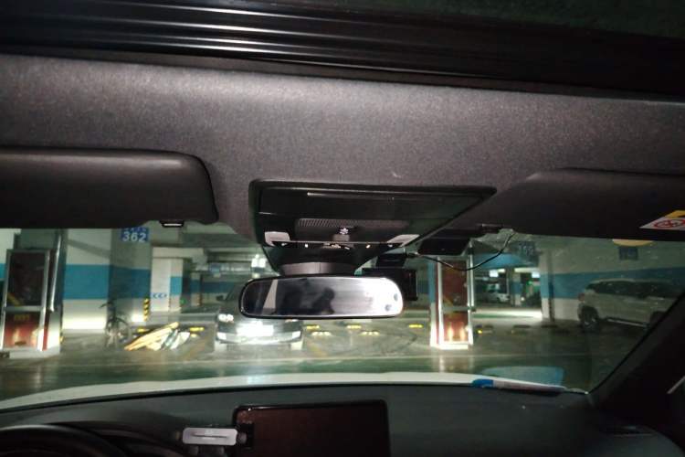 Used Honda Civic 2022 240TURBO CVT Dynamic Edition Headliner