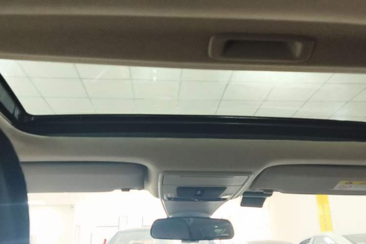 Used Honda Civic 2022 240TURBO CVT Dynamic Edition Headliner