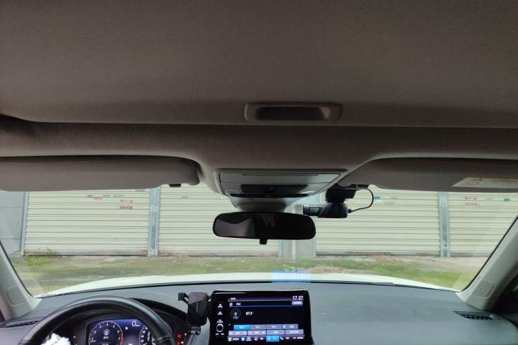 Used Honda Civic 2022 240TURBO CVT Dynamic Edition Headliner