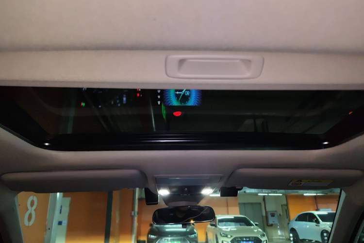 Used Honda Civic 2022 240TURBO CVT Dynamic Edition Headliner