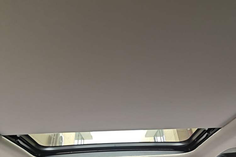 Used Honda Civic 2022 240TURBO CVT Dynamic Control Version Headliner