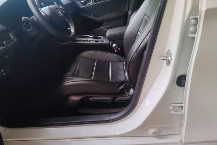 Used Honda Civic 2022 240TURBO CVT Dynamic Edition Interior 1