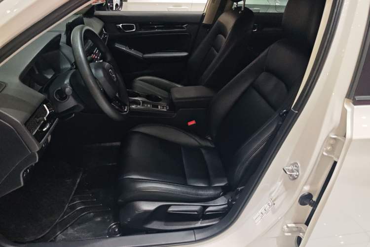 Used Honda Civic 2022 240TURBO CVT Dynamic Edition Interior 1