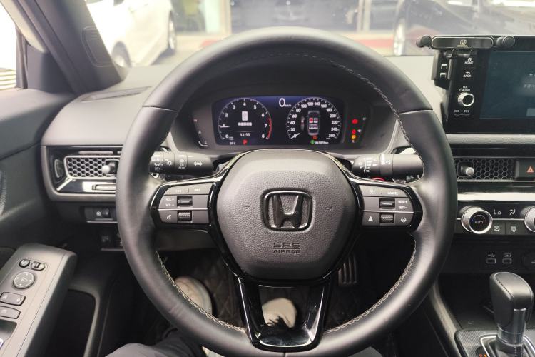 Used Honda Civic 2022 240TURBO CVT Dynamic Edition Interior 1