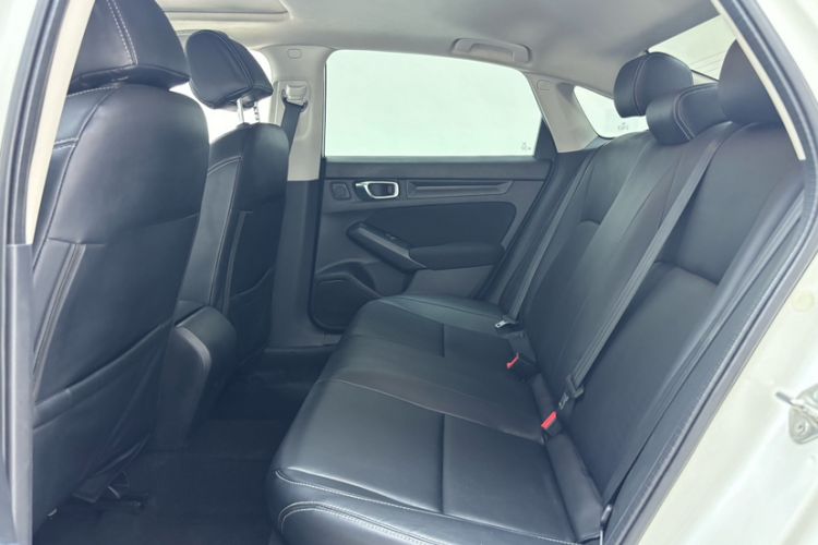 Used Honda Civic 2022 240TURBO CVT Dynamic Edition Interior 1