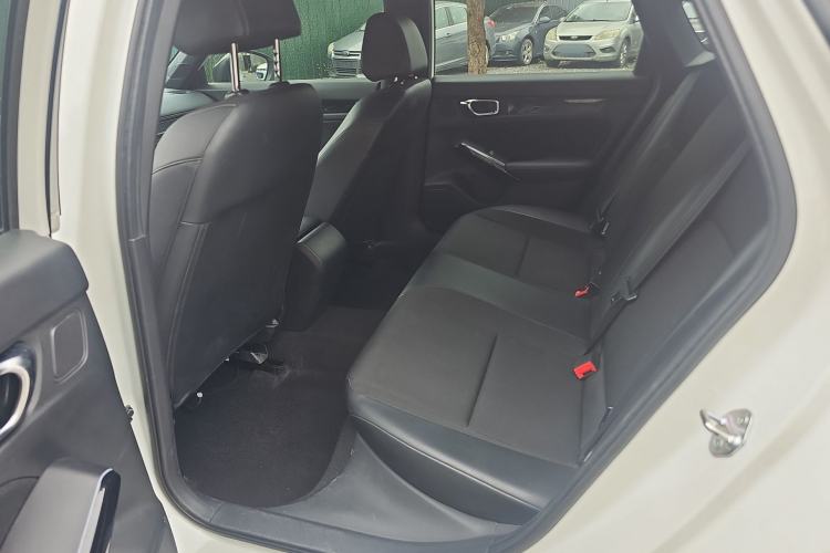 Used Honda Civic 2022 240TURBO CVT Dynamic Edition Interior 2