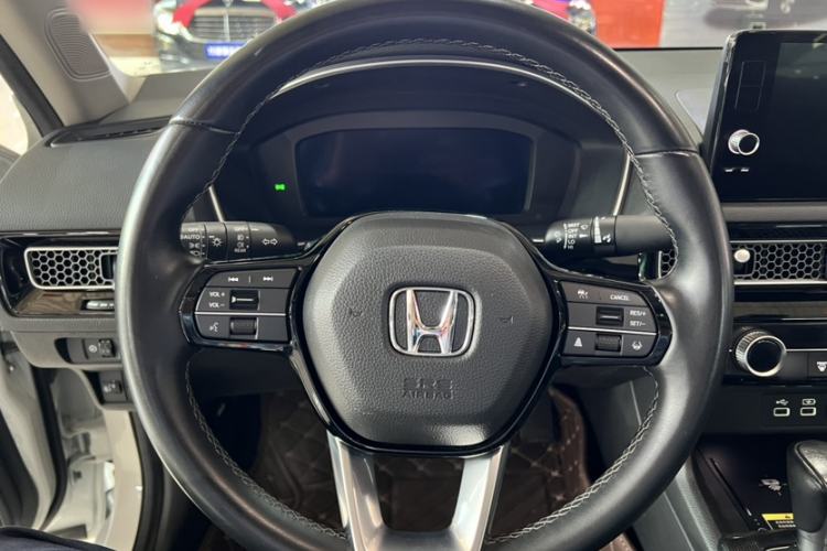 Used Honda Civic 2022 240TURBO CVT Dynamic Control Version Interior 2