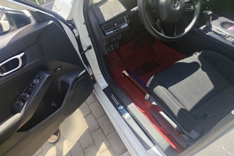 Used Honda Civic 2022 240TURBO CVT Dynamic Edition Interior 3