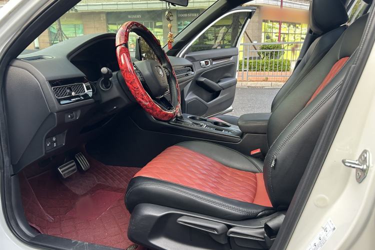 Used Honda Civic 2022 240TURBO CVT Dynamic Edition Interior 4