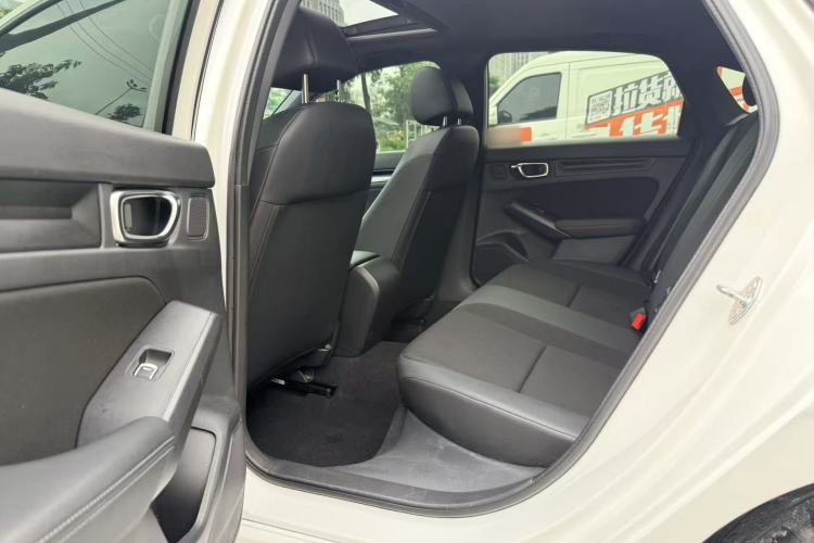 Used Honda Civic 2022 240TURBO CVT Dynamic Edition Interior 5