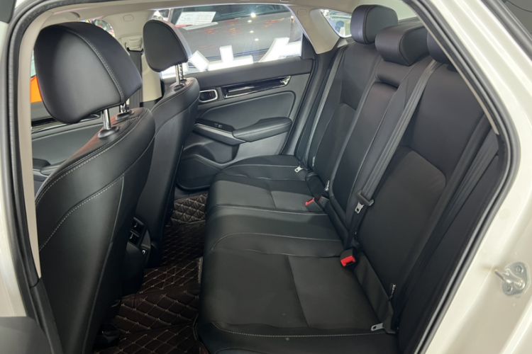 Used Honda Civic 2022 240TURBO CVT Dynamic Control Version Interior 6