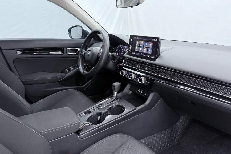 Used Honda Civic 2022 240TURBO CVT Dynamic Edition Interior 7