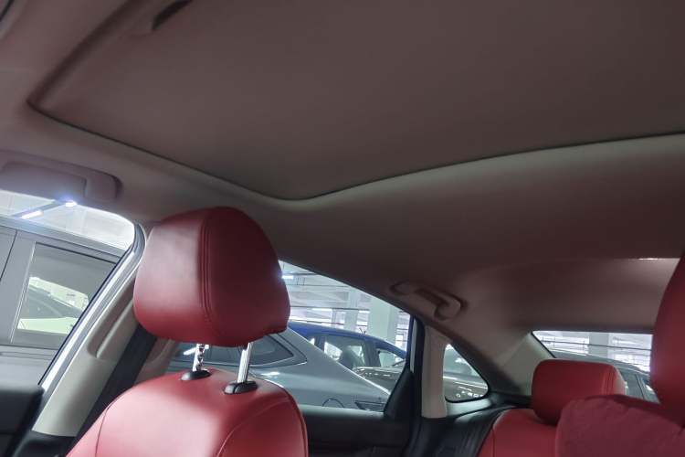 Used Honda Civic 2022 240TURBO CVT Dynamic Edition Interior 7