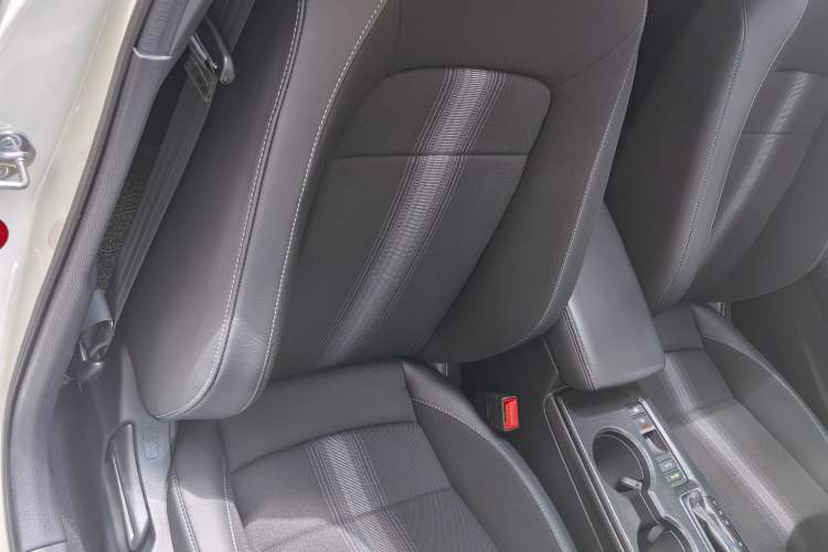 Used Honda Civic 2022 240TURBO CVT Dynamic Edition Interior 8