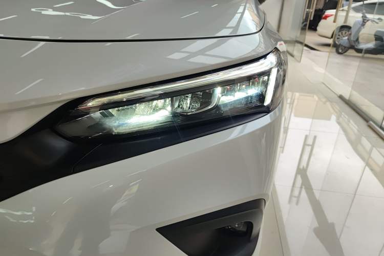 Used Honda Civic 2022 240TURBO CVT Dynamic Edition Left Front Headlight