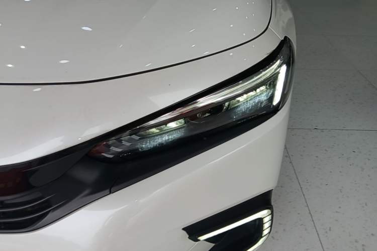 Used Honda Civic 2022 240TURBO CVT Dynamic Edition Left Front Headlight