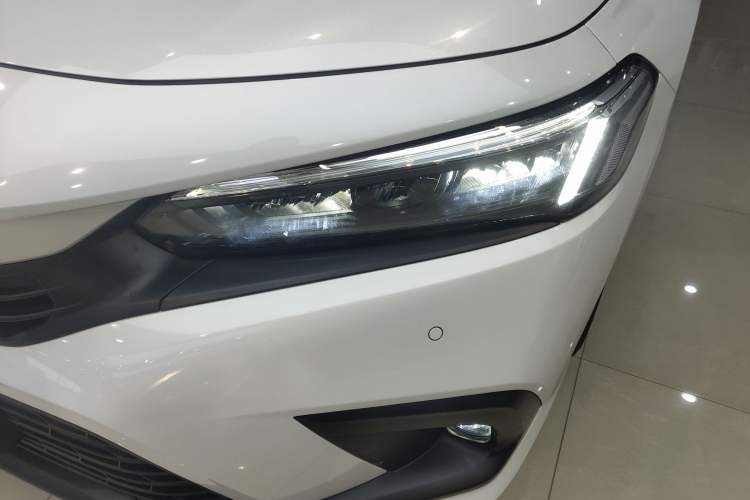 Used Honda Civic 2022 240TURBO CVT Dynamic Edition Left Front Headlight