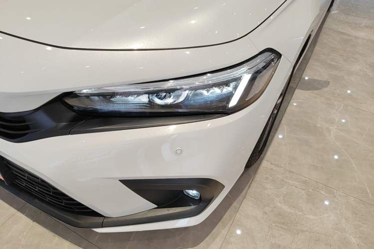 Used Honda Civic 2022 240TURBO CVT Dynamic Edition Left Front Headlight