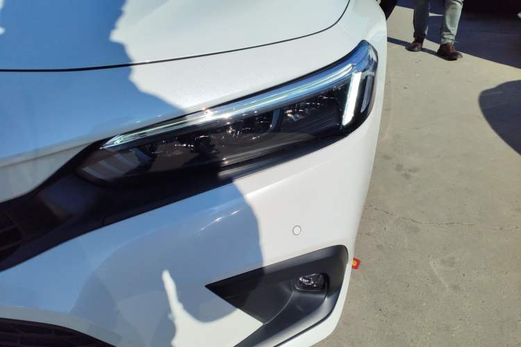 Used Honda Civic 2022 240TURBO CVT Dynamic Edition Left Front Headlight