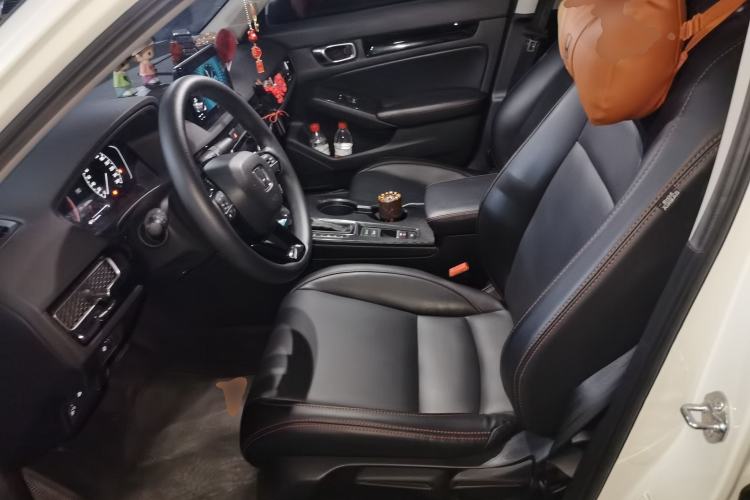 Used Honda Civic 2022 240TURBO CVT Dynamic Edition Left Front Seat