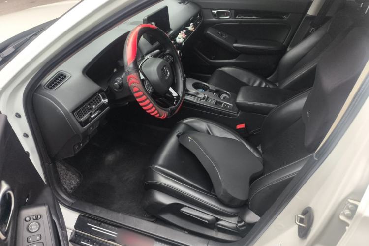 Used Honda Civic 2022 240TURBO CVT Dynamic Edition Left Front Seat