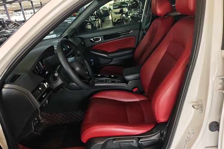 Used Honda Civic 2022 240TURBO CVT Dynamic Edition Left Front Seat