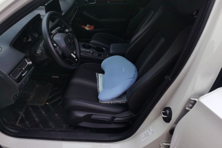 Used Honda Civic 2022 240TURBO CVT Dynamic Edition Left Front Seat