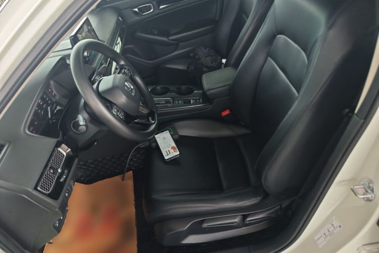 Used Honda Civic 2022 240TURBO CVT Dynamic Edition Left Front Seat