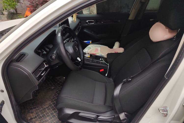 Used Honda Civic 2022 240TURBO CVT Dynamic Edition Left Front Seat