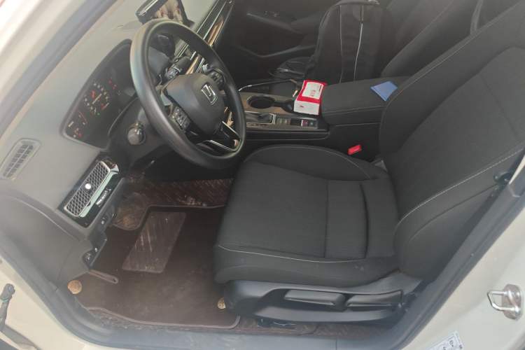 Used Honda Civic 2022 240TURBO CVT Dynamic Edition Left Front Seat