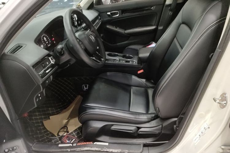 Used Honda Civic 2022 240TURBO CVT Dynamic Edition Left Front Seat