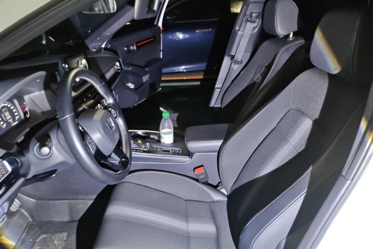 Used Honda Civic 2022 240TURBO CVT Dynamic Edition Left Front Seat