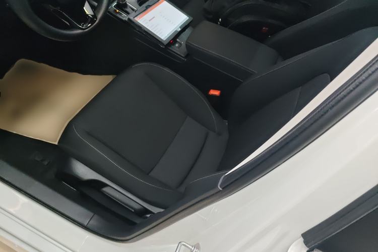 Used Honda Civic 2022 240TURBO CVT Dynamic Edition Left Front Seat