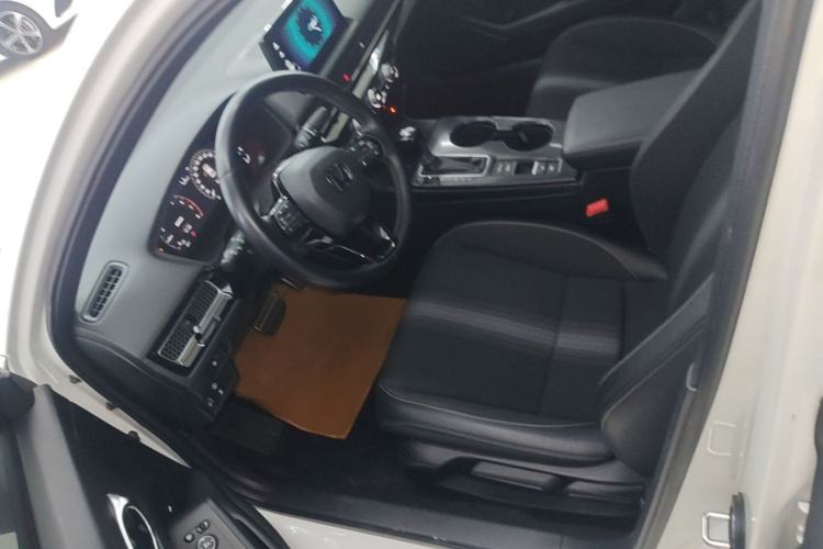 Used Honda Civic 2022 240TURBO CVT Dynamic Edition Left Front Seat