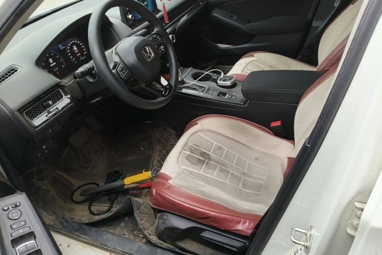 Used Honda Civic 2022 240TURBO CVT Dynamic Edition Left Front Seat