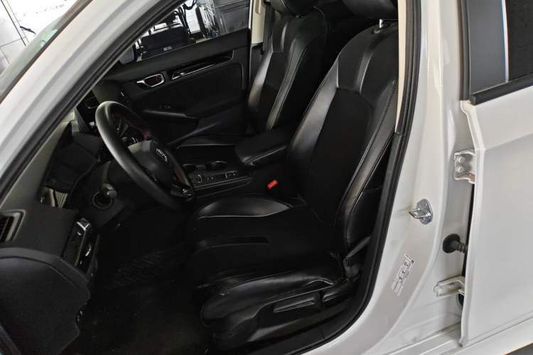 Used Honda Civic 2022 240TURBO CVT Dynamic Edition Left Front Seat