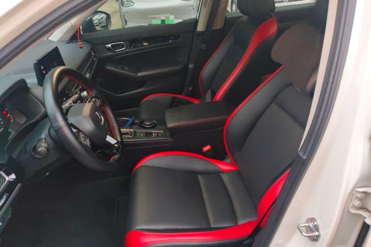 Used Honda Civic 2022 240TURBO CVT Dynamic Edition Left Front Seat