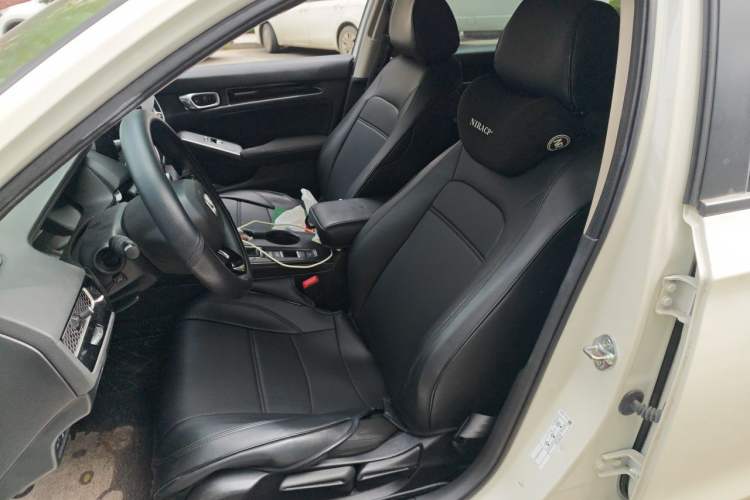 Used Honda Civic 2022 240TURBO CVT Dynamic Edition Left Front Seat