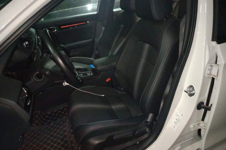Used Honda Civic 2022 240TURBO CVT Dynamic Edition Left Front Seat
