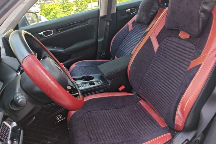 Used Honda Civic 2022 240TURBO CVT Dynamic Edition Left Front Seat