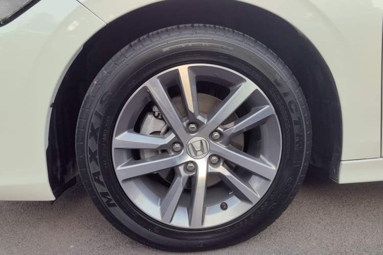 Used Honda Civic 2022 240TURBO CVT Dynamic Edition Left Front Wheel Hub