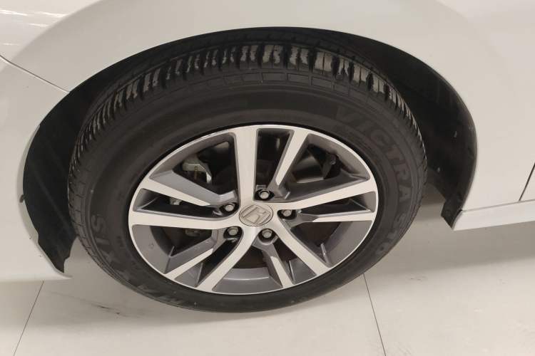 Used Honda Civic 2022 240TURBO CVT Dynamic Edition Left Front Wheel Hub