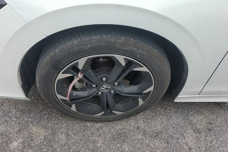 Used Honda Civic 2022 240TURBO CVT Dynamic Edition Left Front Wheel Hub